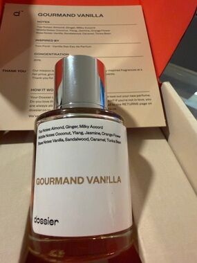 Dossier Gourmand Vanilla Eau de Parfum – White